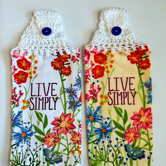 Relisted See New Listing HAND CRAFTED Crochet Floral Hanging Kitchen Hand Towels - Picture 3 of 9